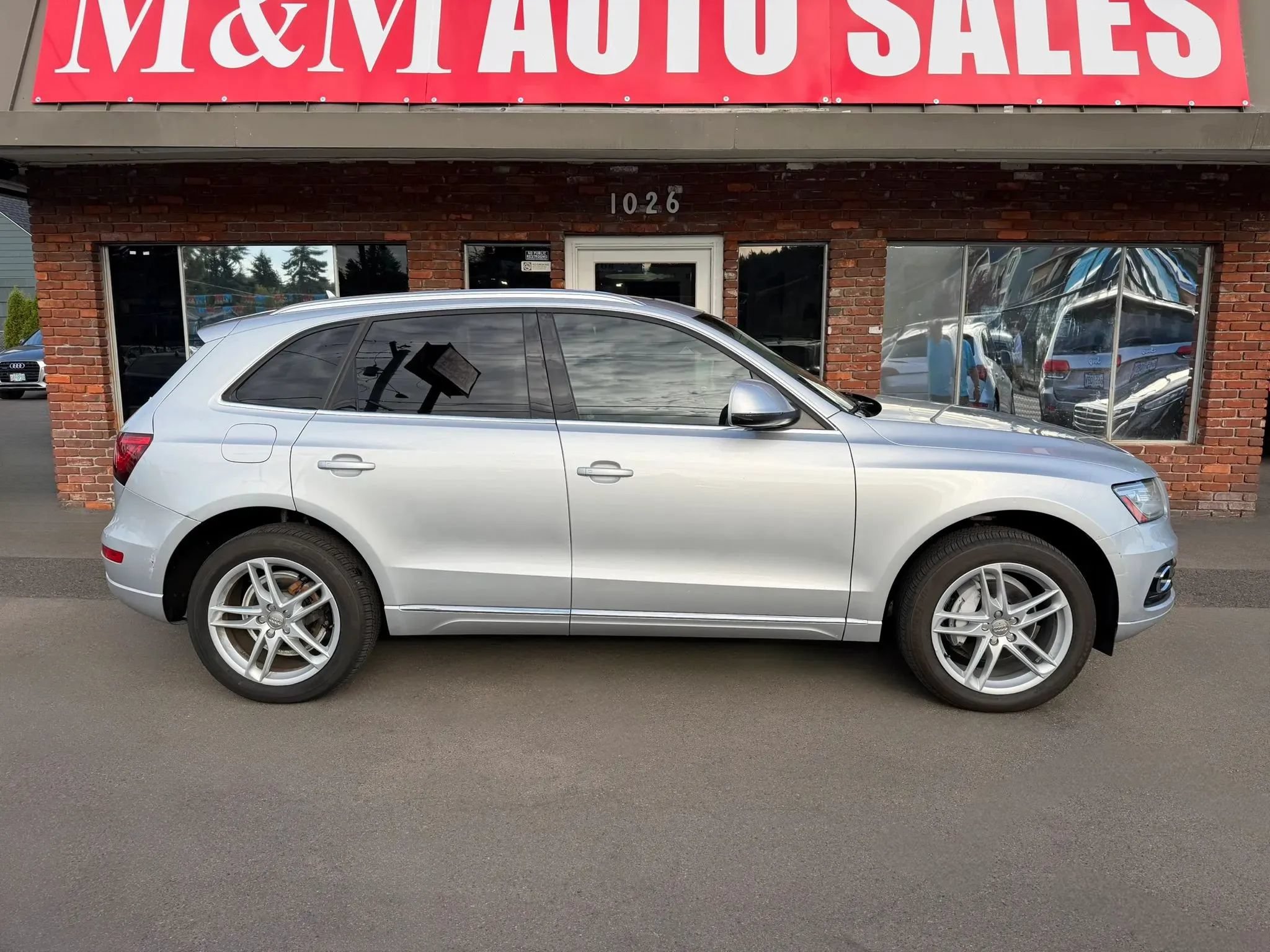 Used 2014 Audi Q5 2.0T Premium Plus AWD/4WD image 2
