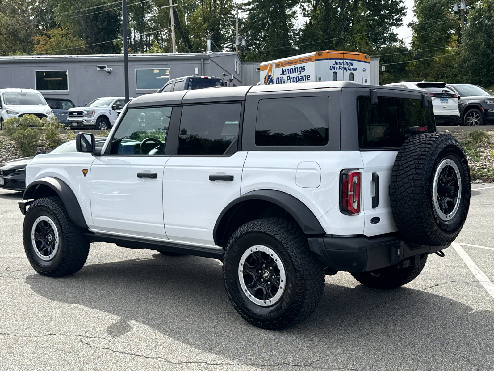 Certified 2024 Ford Bronco Badlands w/ Sasquatch Package AWD/4WD image 6