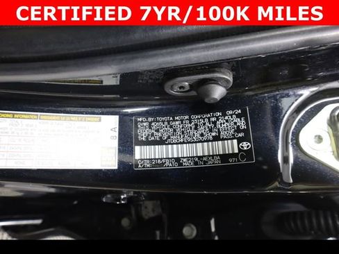 Used 2025 Toyota Corolla LE FWD image 27