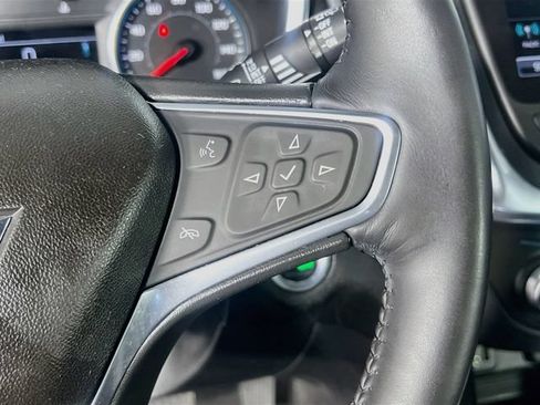 Used 2018 Chevrolet Equinox LT FWD image 18
