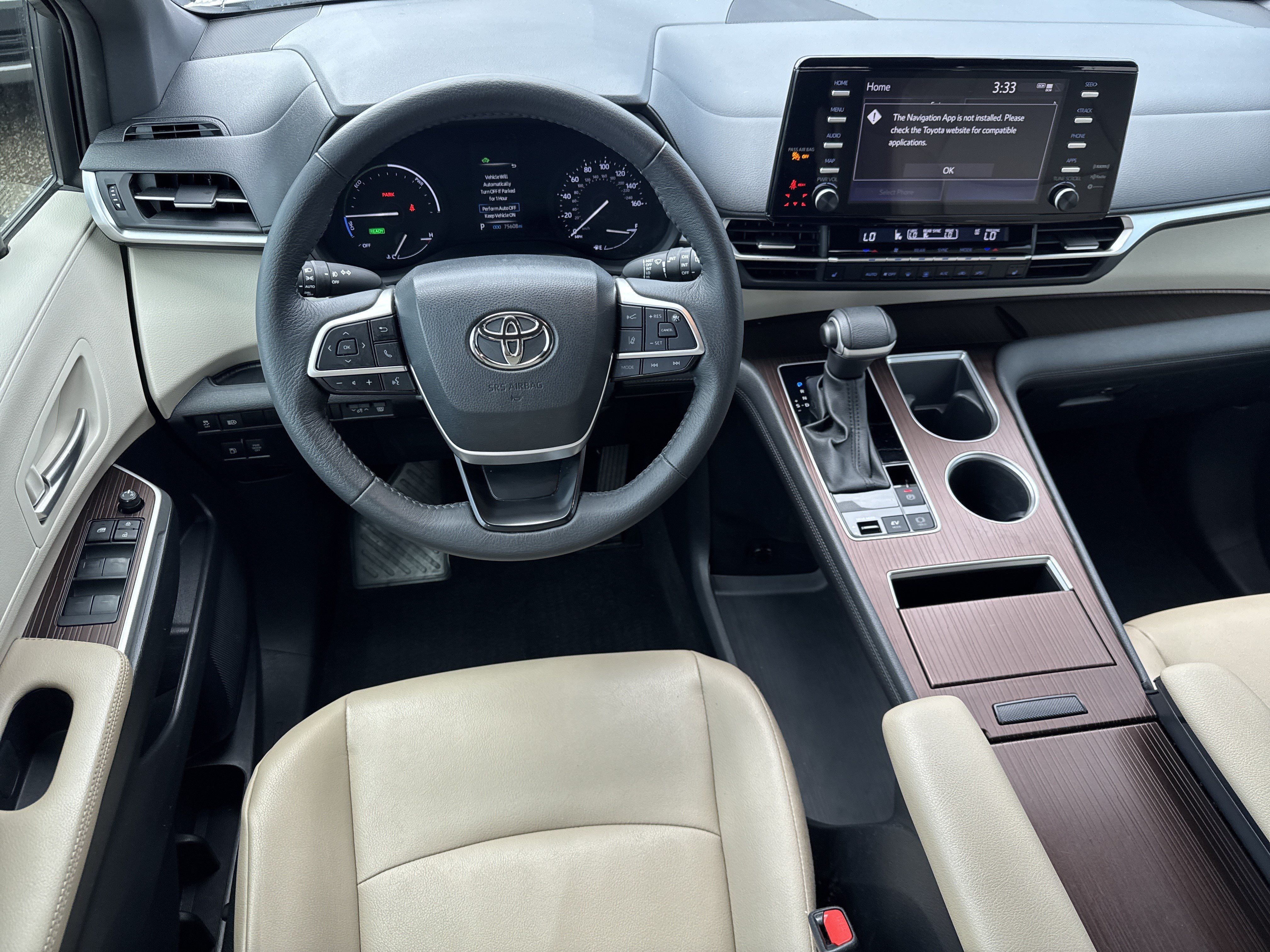 Used 2023 Toyota Sienna XLE AWD/4WD image 7