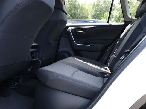 Used 2025 Toyota RAV4 XLE image 9