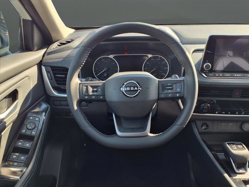New 2026 Nissan Rogue SV AWD/4WD image 30