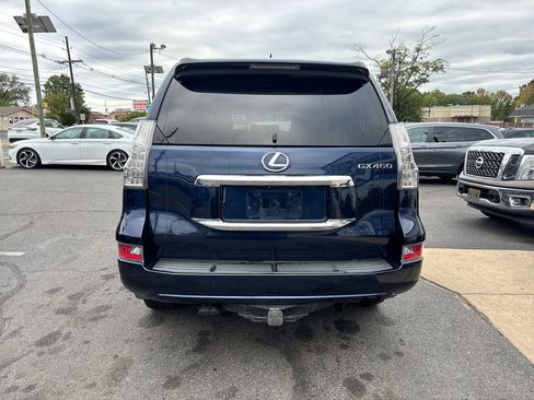 Used 2017 Lexus GX 460 image 6