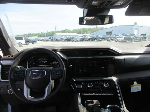 New 2026 GMC Sierra 1500 Denali AWD/4WD image 18