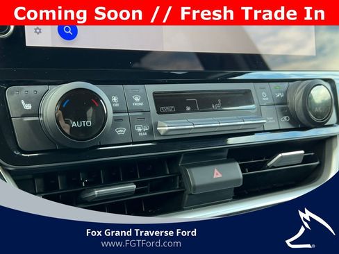 Used 2025 Toyota Grand Highlander AWD image 24