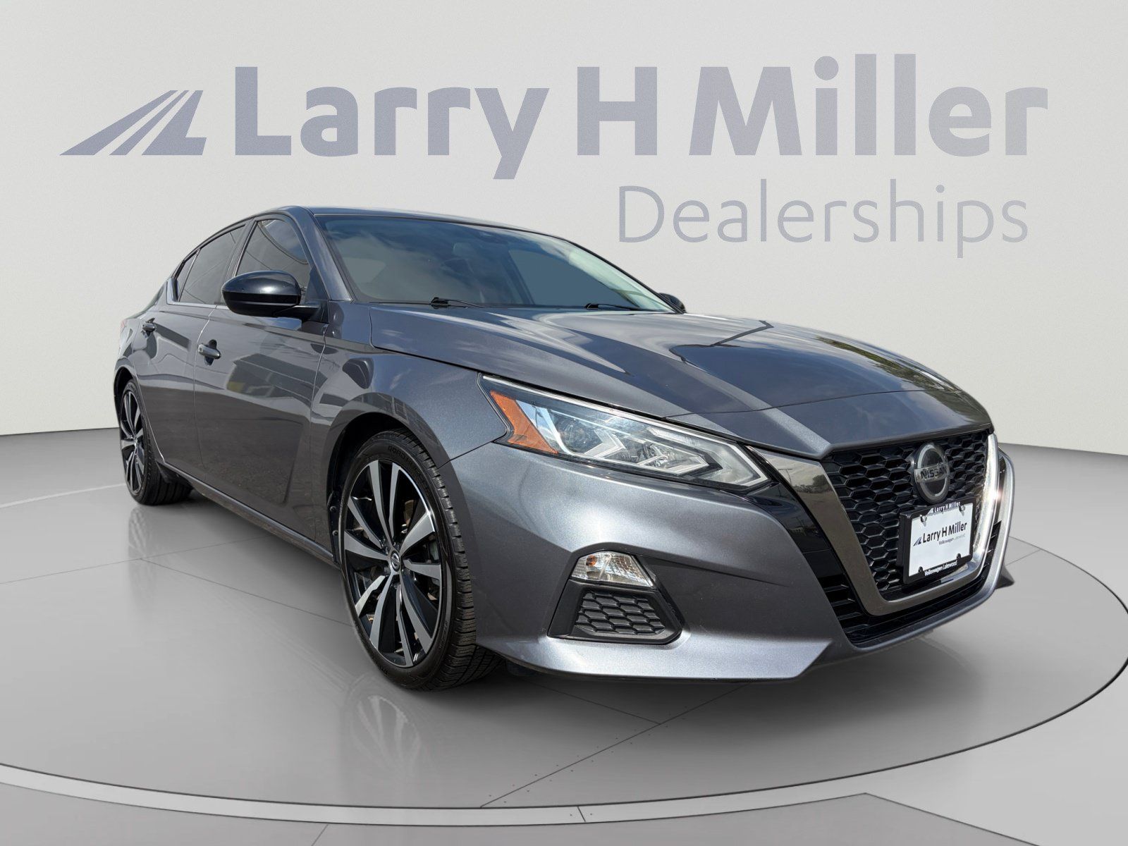 Used 2021 Nissan Altima 2.5 SR FWD image 7