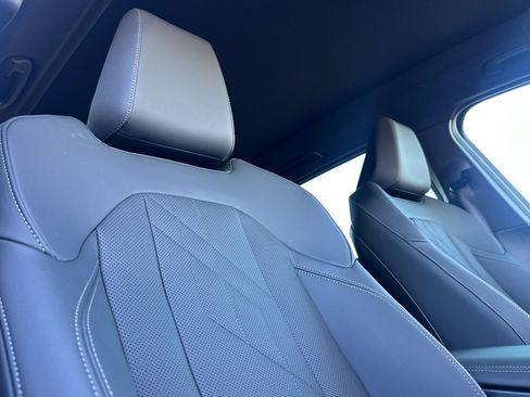 Used 2025 BMW X3 xDrive30i w/ Convenience Package image 21