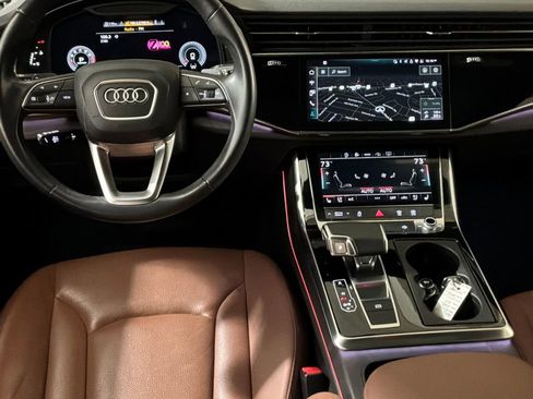 Used 2022 Audi Q8 Premium Plus image 19