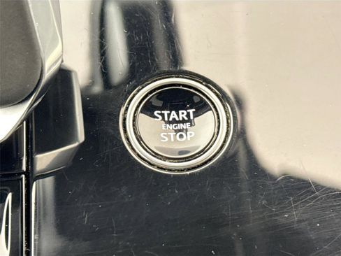 Used 2024 Land Rover Range Rover Sport Dynamic SE image 29