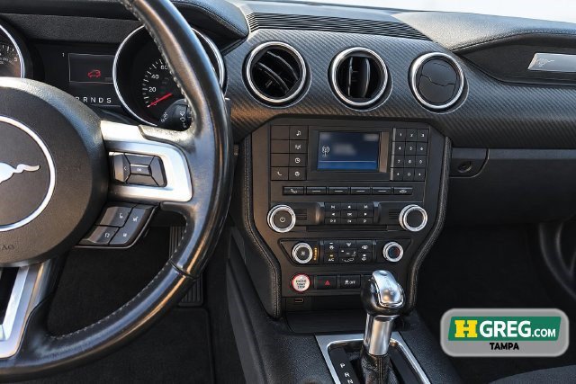 Used 2018 Ford Mustang Coupe RWD image 15