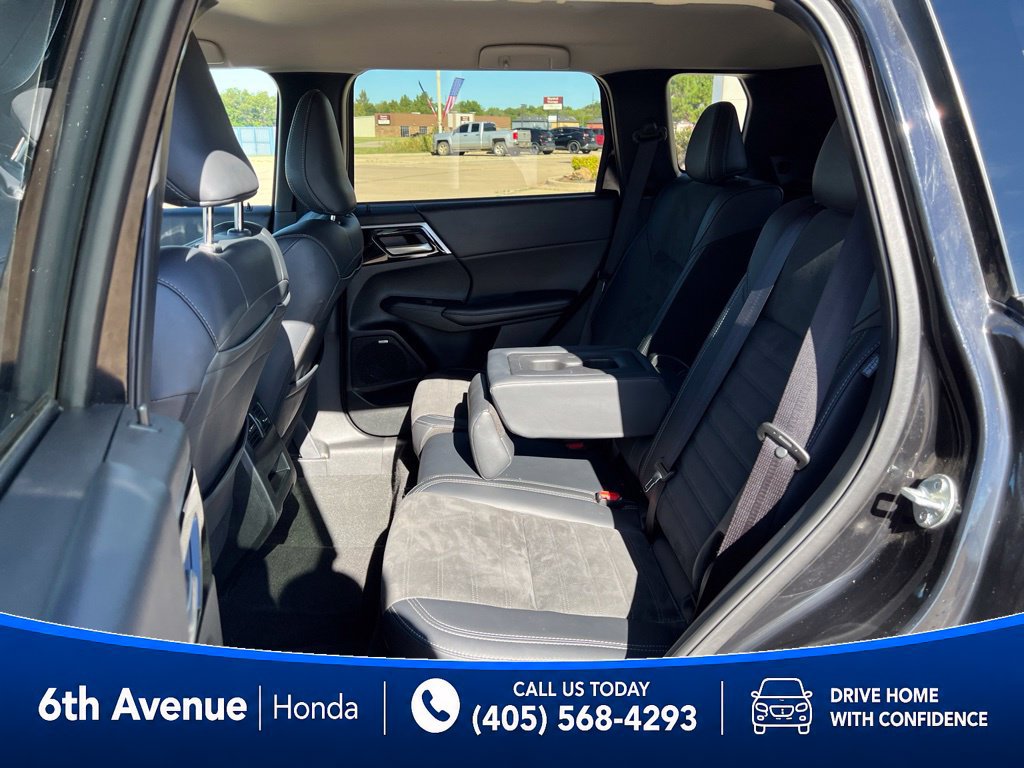 Used 2025 Mitsubishi Outlander SE AWD/4WD image 19