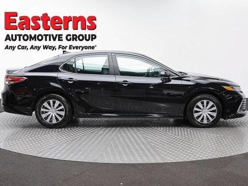 Used 2024 Toyota Camry LE FWD image 4