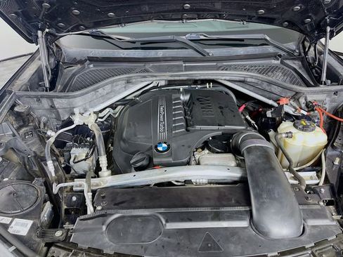 Used 2019 BMW X6 xDrive35i w/ M Sport Package AWD/4WD image 32