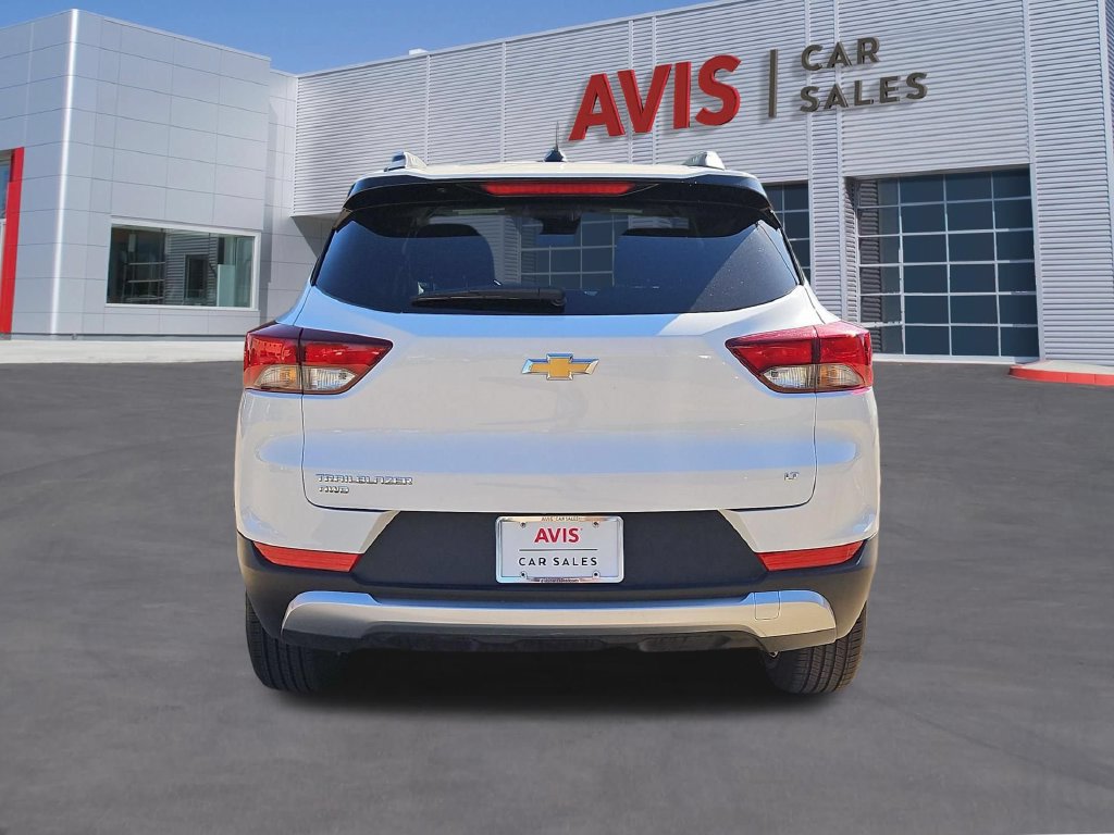 Used 2025 Chevrolet TrailBlazer LT AWD/4WD image 7