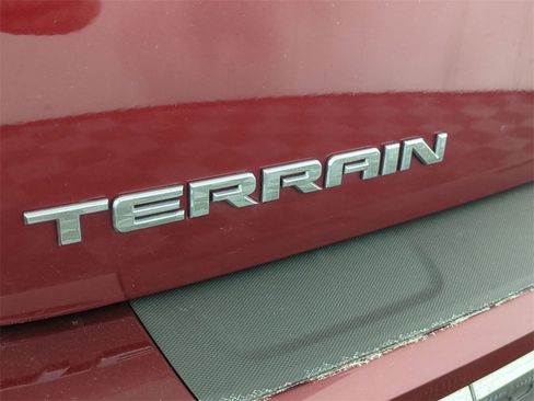 Used 2017 GMC Terrain SLT w/ Open Road Package image 30