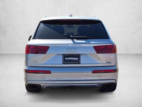 Used 2017 Audi Q7 3.0T Prestige AWD/4WD image 7