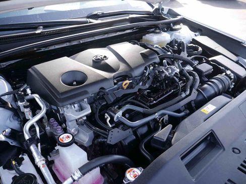 Used 2023 Toyota Camry XSE w/ Cold Weather Package image 11