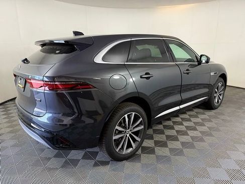 Used 2026 Jaguar F-PACE R-Dynamic S AWD/4WD image 8