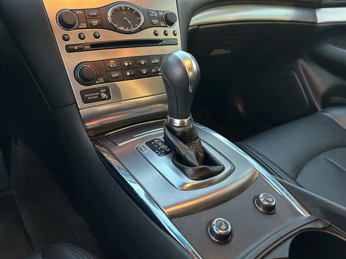 Used 2012 INFINITI G37 Journey w/ Premium Pkg image 21