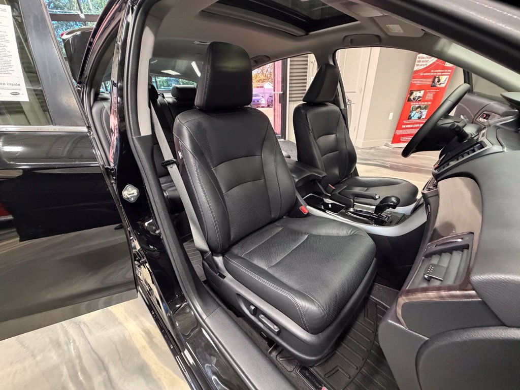 Used 2016 Honda Accord EX-L image 5