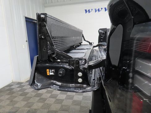 Used 2025 GMC Sierra 2500 AT4 w/ AT4 Premium Plus Package image 43