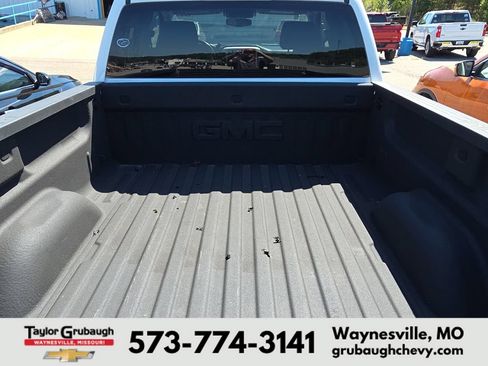 Used 2017 GMC Sierra 1500 SLE w/ Elevation Edition AWD/4WD image 6