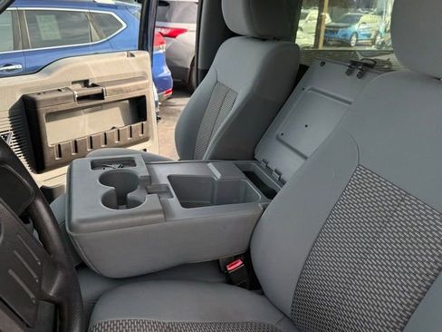 Used 2014 Ford F250 XL w/ Power Equipment Group image 19