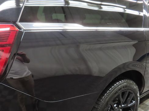 Used 2025 Ford Expedition Max Platinum AWD/4WD image 42