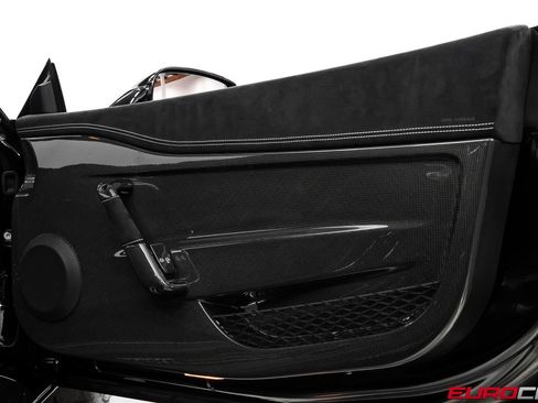 Used 2015 Ferrari 458 Speciale Coupe RWD image 29