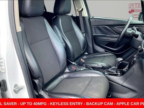 Used 2020 Buick Encore Preferred image 24