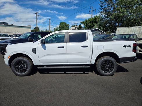 New 2025 Ford Ranger XLT w/ Black Appearance Package image 8