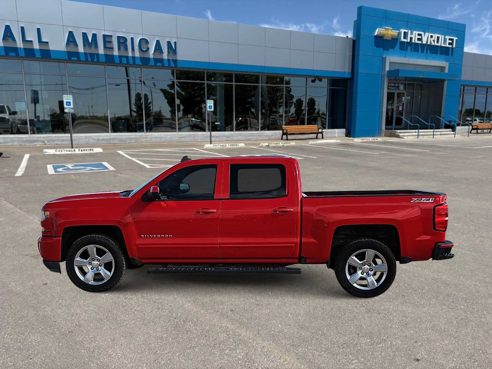 Used 2017 Chevrolet Silverado 1500 LT w/ All Star Edition AWD/4WD image 5