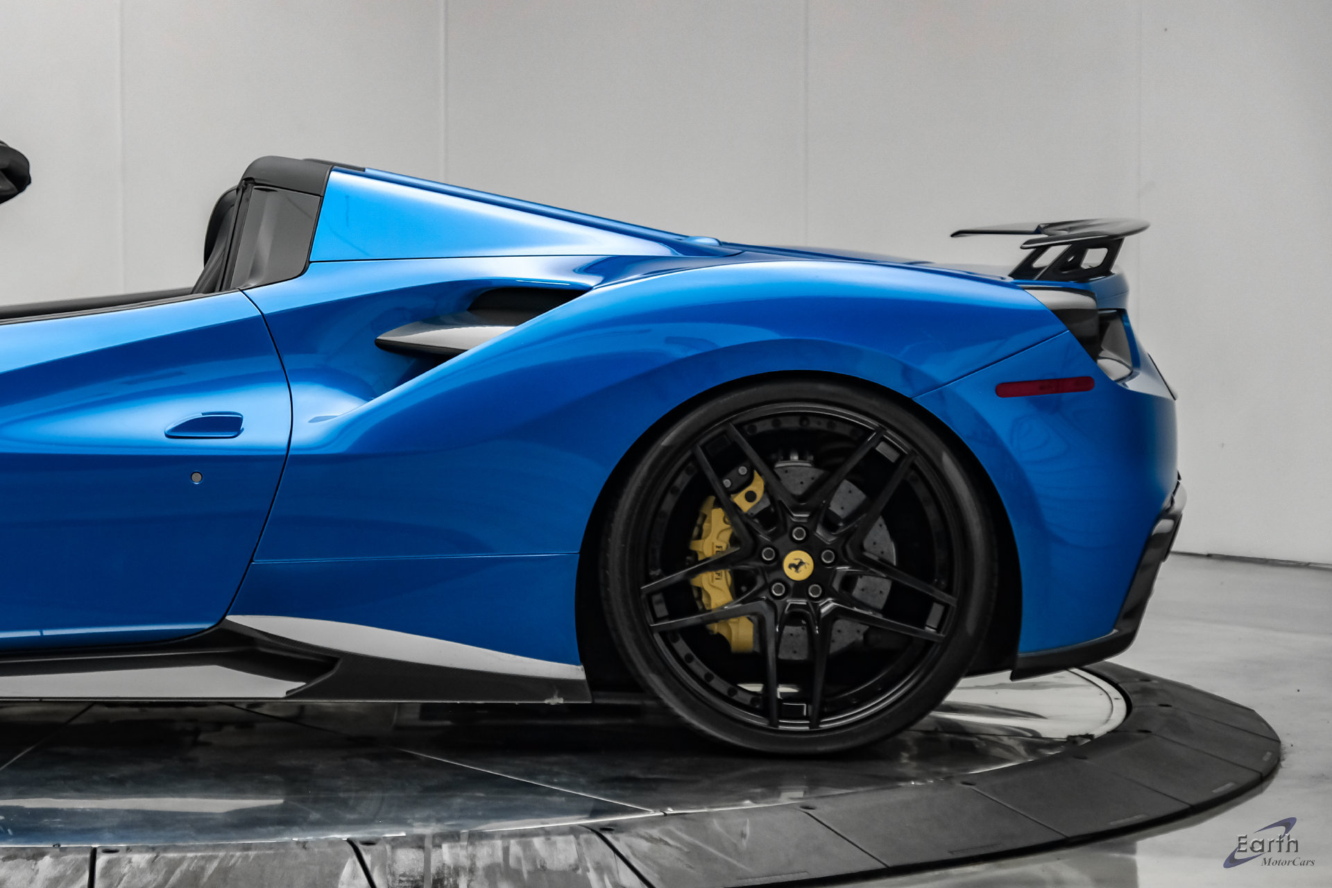 Used 2017 Ferrari 488 Spider RWD image 53