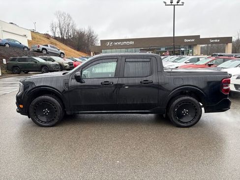 Used 2025 Ford Maverick Lobo image 2