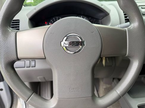 Used 2011 Nissan Frontier S w/ S Preferred Pkg RWD image 17