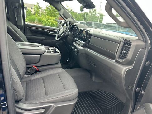 Used 2023 Chevrolet Silverado 1500 LT AWD/4WD image 29