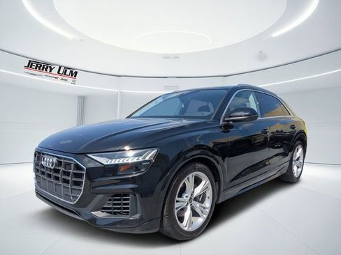 Used 2023 Audi Q8 Prestige image 7