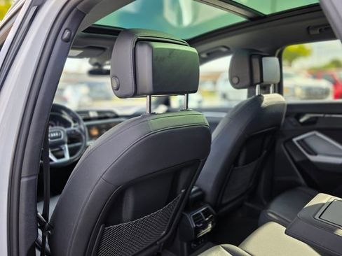 Used 2023 Audi Q3 2.0T Premium image 22