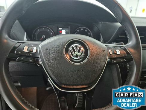 Used 2022 Volkswagen Passat 2.0T FWD image 23
