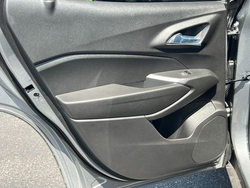 New 2026 Chevrolet Trax LT FWD image 31