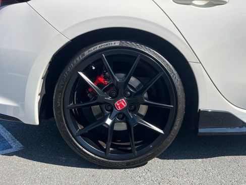 Used 2023 Honda Civic Type R image 6
