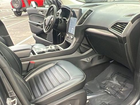 Certified 2024 Ford Edge SEL w/ Convenience Package image 13