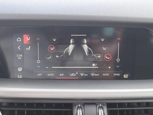 New 2025 Alfa Romeo Stelvio Sprint AWD/4WD image 15