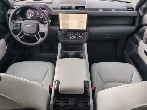 New 2026 Land Rover Defender 130 X-Dynamic SE AWD/4WD image 14