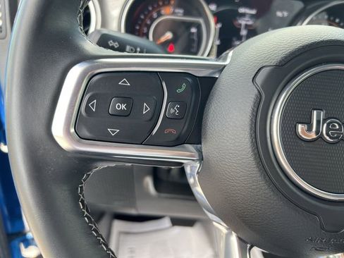 Used 2021 Jeep Wrangler Unlimited Sahara image 29