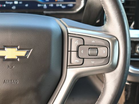 Used 2022 Chevrolet Silverado 1500 LT image 16