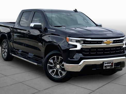 Used 2024 Chevrolet Silverado 1500 LT w/ Protection Package RWD image 3