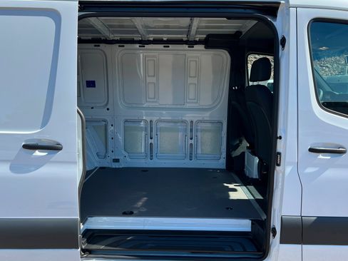 New 2025 Mercedes-Benz Sprinter 2500 image 14