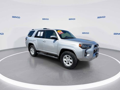 Used 2020 Toyota 4Runner SR5 Premium w/ Moonroof Package AWD/4WD image 2